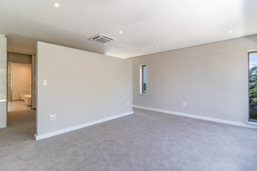 4 Bedroom Property for Sale in Pearl Valley at Val de Vie Western Cape